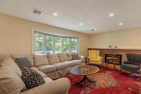 7 Lynch Ave, Dedham, MA 02026 photo 4