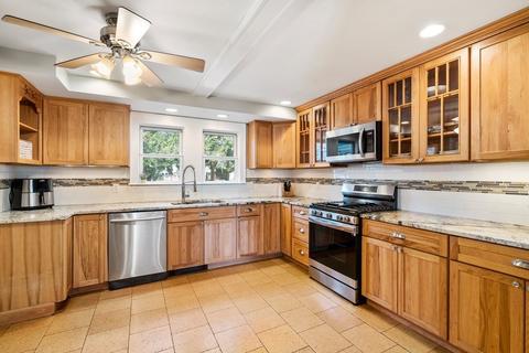 81 Exchange St, Millis, MA 02054 photo 3