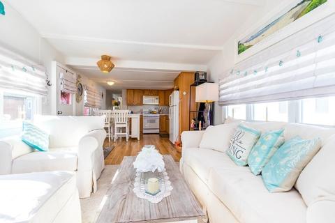 8 11th St, Wareham, MA 02558 photo 5