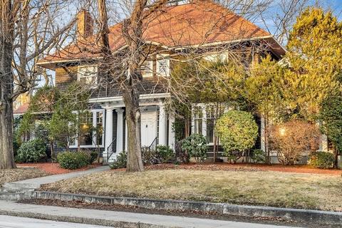 213 Harris Ave, Woonsocket, RI 02895 photo 4