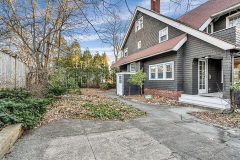 213 Harris Ave, Woonsocket, RI 02895 photo 6