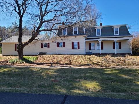 146 W Main St, Ware, MA 01082 photo 1
