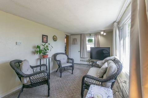 409 Gillette Ave, Springfield, MA 01118 photo 22