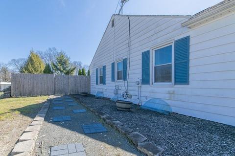409 Gillette Ave, Springfield, MA 01118 photo 33