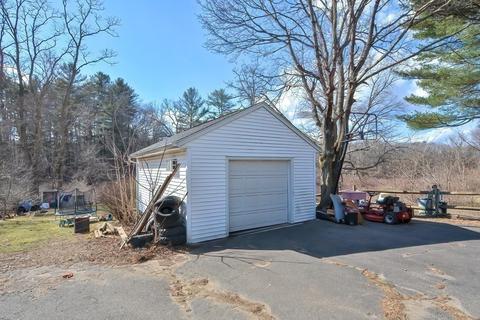 14 Barnes, Ware, MA 01082 photo 4
