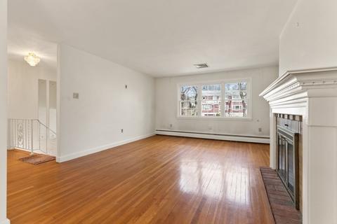 9 Browning Ter, Reading, MA 01867 photo 8