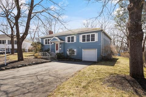 9 Browning Ter, Reading, MA 01867 photo 2
