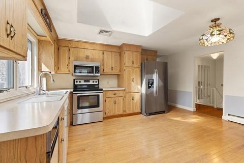 9 Browning Ter, Reading, MA 01867 photo 12