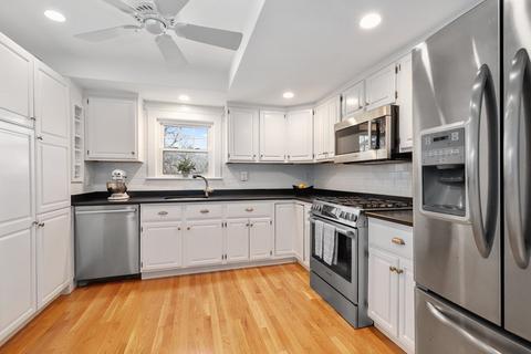 6 Maple Rd, Melrose, MA 02176 photo 10