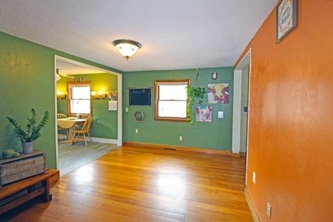 27 Riverside Dr, Orange, MA 01364 photo 7