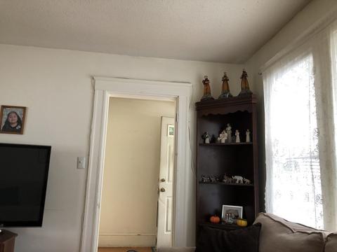129 Clarence St, Everett, MA 02149 photo 3