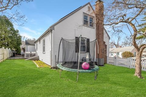 196 Riverside Dr, Dedham, MA 02026 photo 27