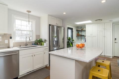 196 Riverside Dr, Dedham, MA 02026 photo 3