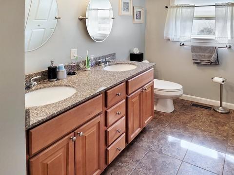 243 Concord St, Fall River, MA 02723 photo 8