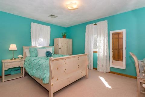 4 Briar Rd, Canton, MA 02021 photo 17