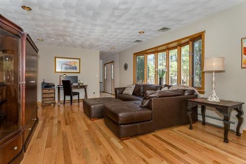 4 Briar Rd, Canton, MA 02021 photo 8