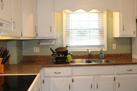 44 Dana St, Springfield, MA 01104 photo 4