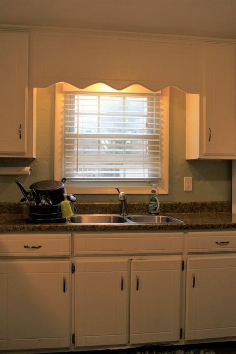 44 Dana St, Springfield, MA 01104 photo 5