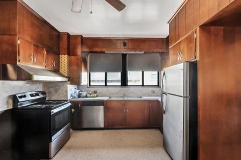 48 Hamilton St, Worcester, MA 01604 photo 18