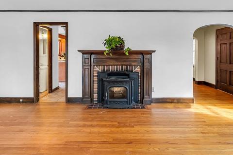 1408 Plumtree Rd, Springfield, MA 01119 photo 5