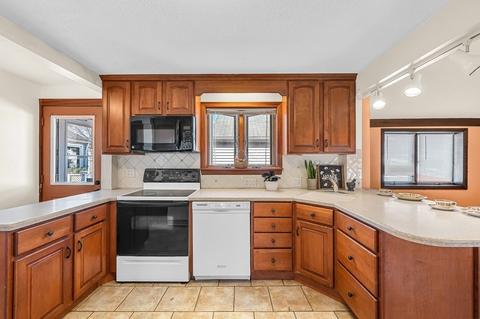 1408 Plumtree Rd, Springfield, MA 01119 photo 8