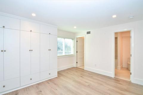 2 Beals Cove Rd #B, Hingham, MA 02043 photo 16