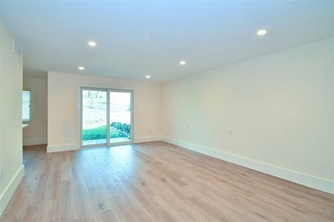 2 Beals Cove Rd #B, Hingham, MA 02043 photo 3