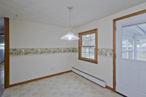 60 Fredette, Springfield, MA 01109 photo 10