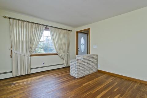 60 Fredette, Springfield, MA 01109 photo 8