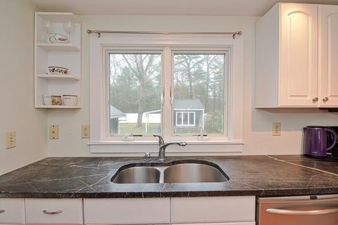 46 Thorne Rd, Bourne, MA 02532 photo 15
