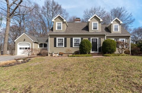 36 Taylor Ave, Dedham, MA 02026 photo 1