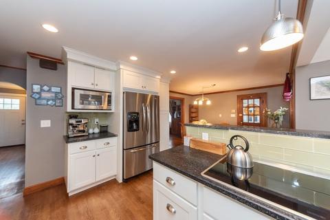 36 Taylor Ave, Dedham, MA 02026 photo 8