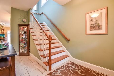 23 Johnson St # -d, Worcester, MA 01604 photo 8