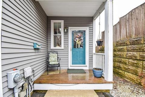 23 Johnson St # -d, Worcester, MA 01604 photo 3