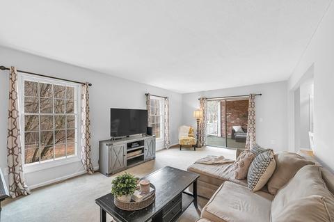 40 Halifax Ct #G, Springfield, MA 01108 photo 11