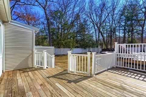 29 Catalina Dr, Springfield, MA 01128 photo 14
