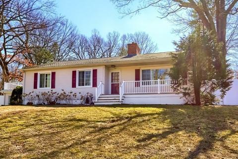 29 Catalina Dr, Springfield, MA 01128 photo 2