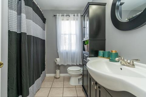 36 Burns Ave, Springfield, MA 01119 photo 11