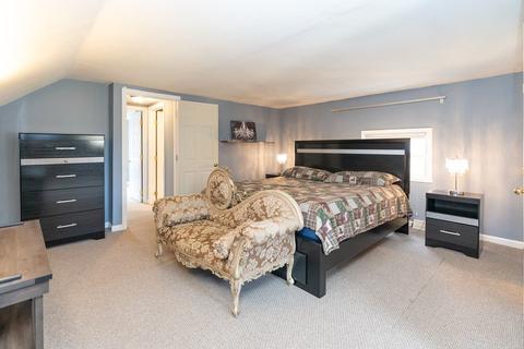 36 Burns Ave, Springfield, MA 01119 photo 15