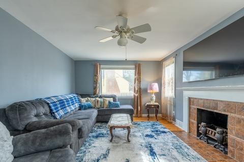 36 Burns Ave, Springfield, MA 01119 photo 7