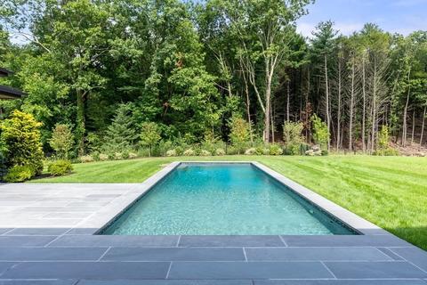 75 Scotch Pine Rd, Weston, MA 02493 photo 4