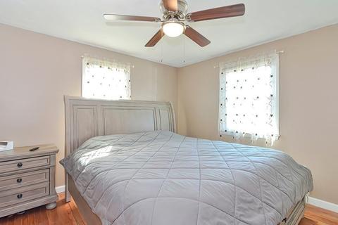12 Locust St, Berkley, MA 02779 photo 17