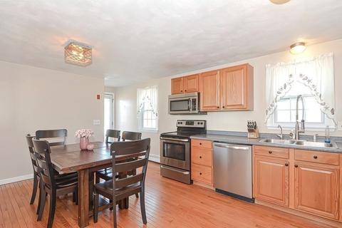 12 Locust St, Berkley, MA 02779 photo 10