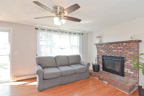 12 Locust St, Berkley, MA 02779 photo 8