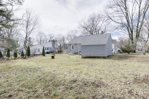 7 Westbrook Cir, Worcester, MA 01602 photo 12