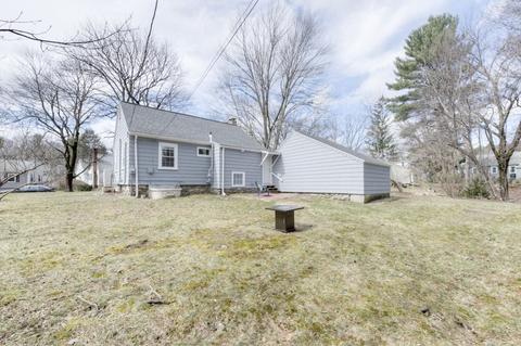 7 Westbrook Cir, Worcester, MA 01602 photo 9