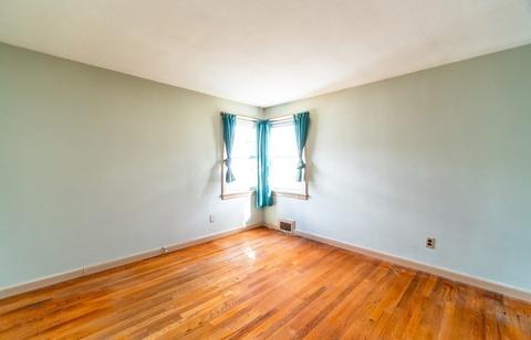 72 W Crystal Brook Dr, Springfield, MA 01118 photo 18