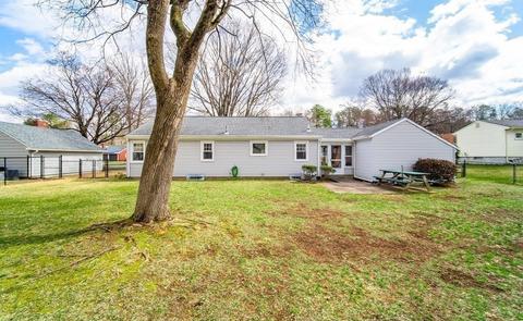 72 W Crystal Brook Dr, Springfield, MA 01118 photo 38