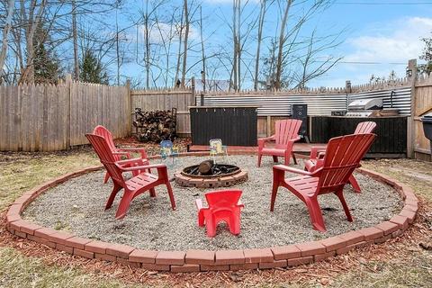 302 Hapgood St, Athol, MA 01331 photo 3