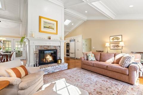 33 Donnelly Dr, Dover, MA 02030 photo 3